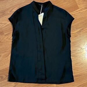NWT MOTF Black front pleat Blouse with Mandarin Collar size XS